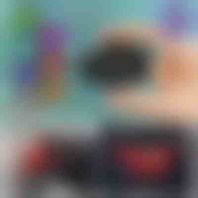 Luzes LED estroboscópicas com opção de carregamento para segurança e estilo na estrada (2 peças) | STROBIES